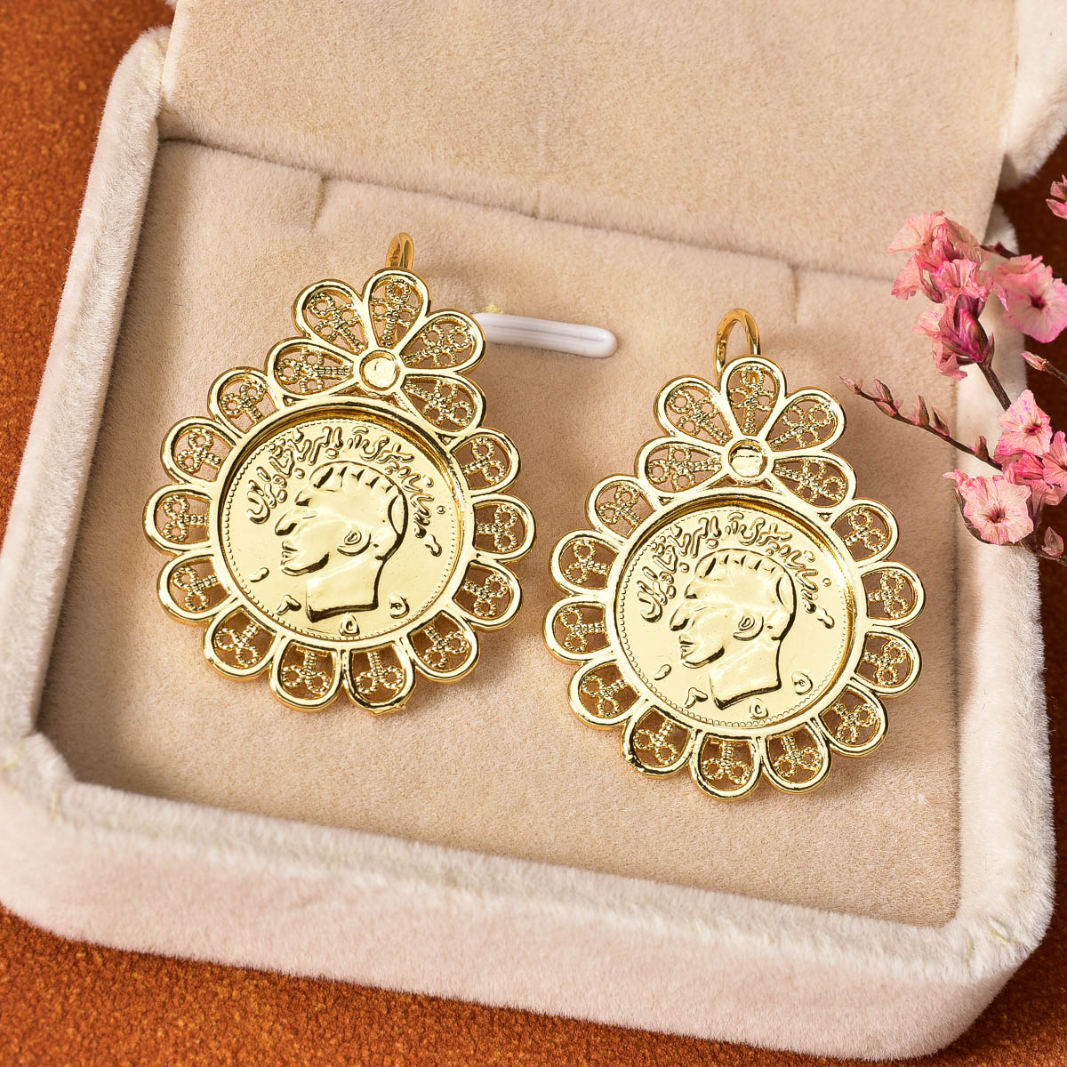 Orecchini a Perno con Medaglio - Vintage Collectible Coins recensione e prezzo