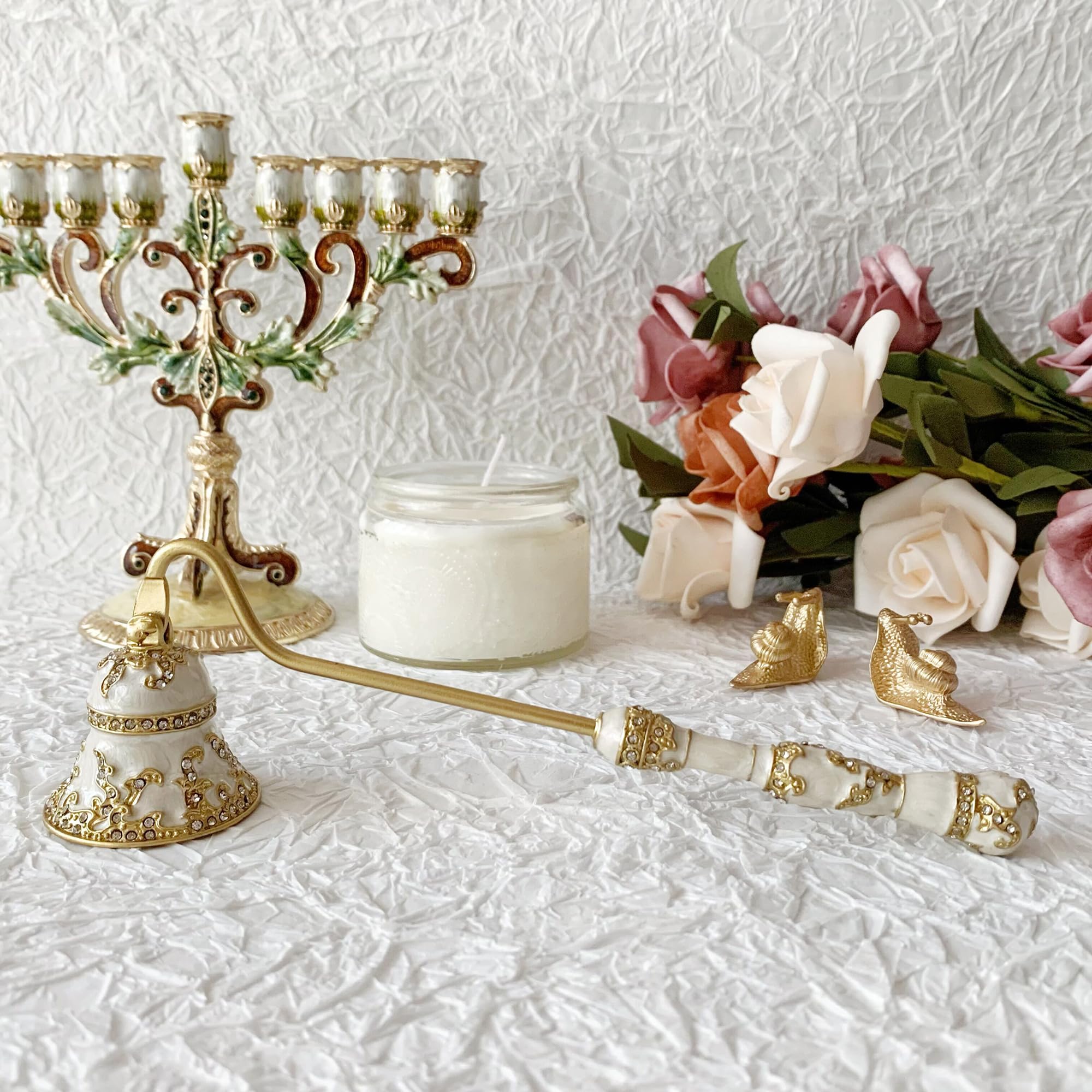 Spegnitore di Candele Menorah  - Collectible & Vintage Dolls For Halloween recensione e prezzo