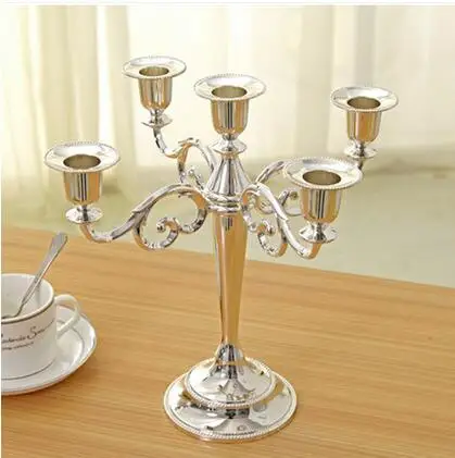 Candelabro classico in metallo - Collectible Vintage Matches recensione e prezzo