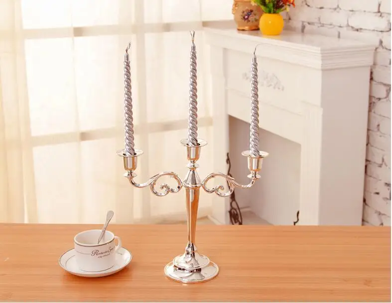 Candelabro classico in metallo - Collectible Vintage Matches recensione e prezzo